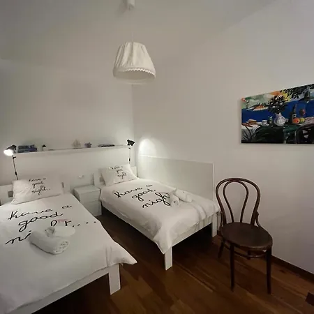 Karla Apartment *
